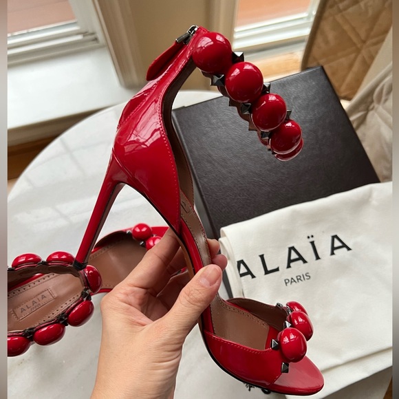 Authentic New Alaïa La Bombe Patent Leather Studded High-Heel Sandals - Picture 5 of 8